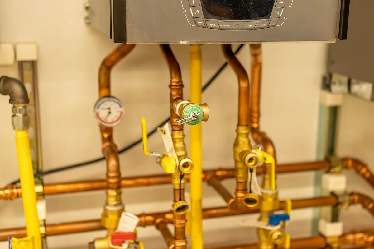 Licensed technician providing Emergency Plumbing for a homeowner in Spring Hill